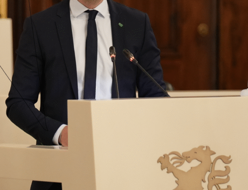 Klare Haltung gegen religiösen Zwang und für Reform der Menschenrechtskonvention – Anträge auf Kopftuchverbot für unter 14-jährige Mädchen sowie EMRK-Anpassung eingebracht